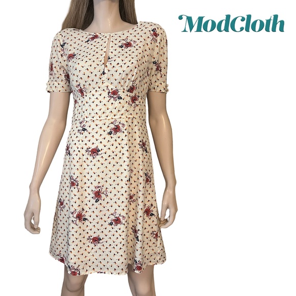 ModCloth Dress Keyhole Story A Line Floral Empire Waist Rayon Vintage Inspired - Picture 1 of 16